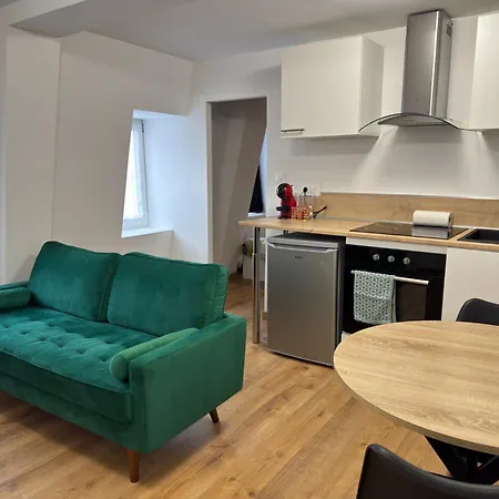 La Du Beffroi Apartment *